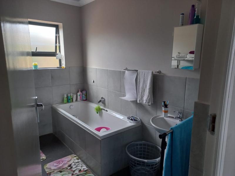 3 Bedroom Property for Sale in Seemeeu Park Western Cape